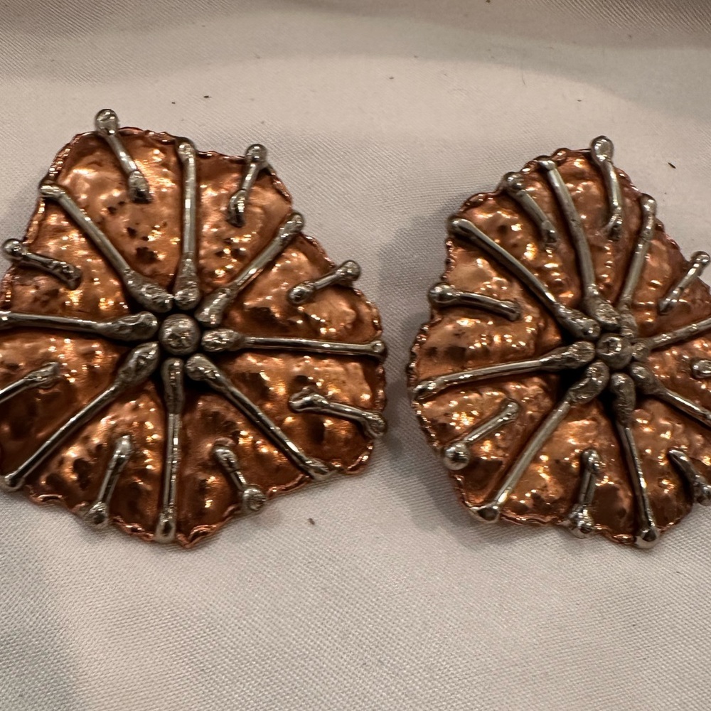 Hammered Copper Colored Disc Shaped Earrings - image 2